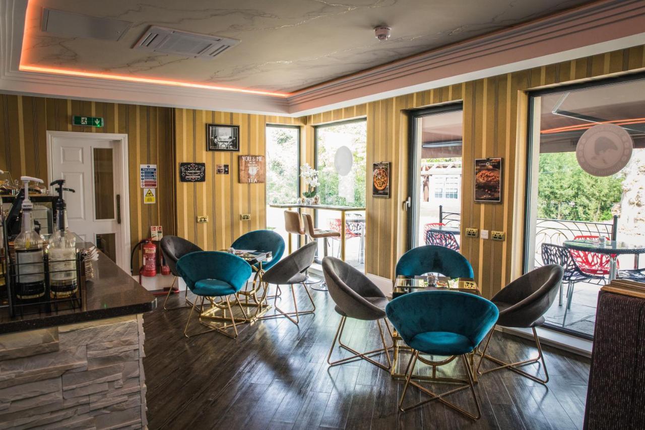 The Old Hall Hotel โคเวนทรี ภายนอก รูปภาพ